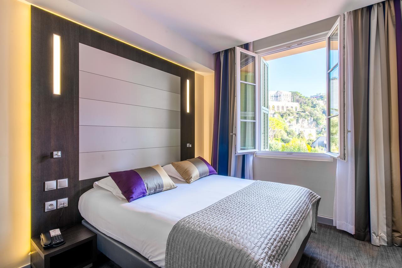 Le Saint Paul Hotel